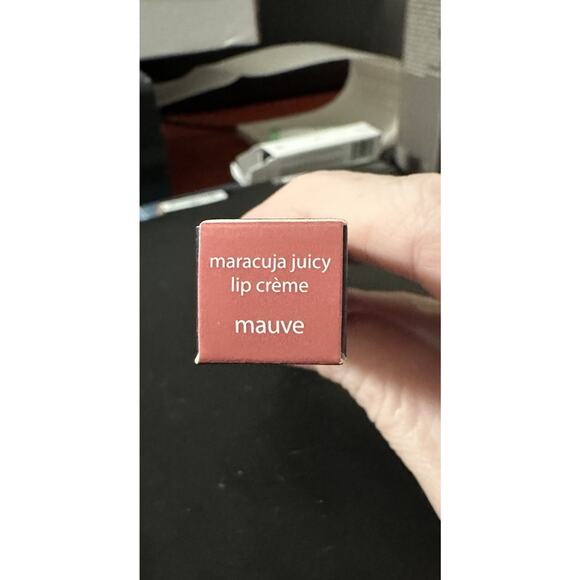 TARTE - Maracuja Juicy Lip Creme In Mauve Full Size Brand NEW in BOX - Picture 2 of 3